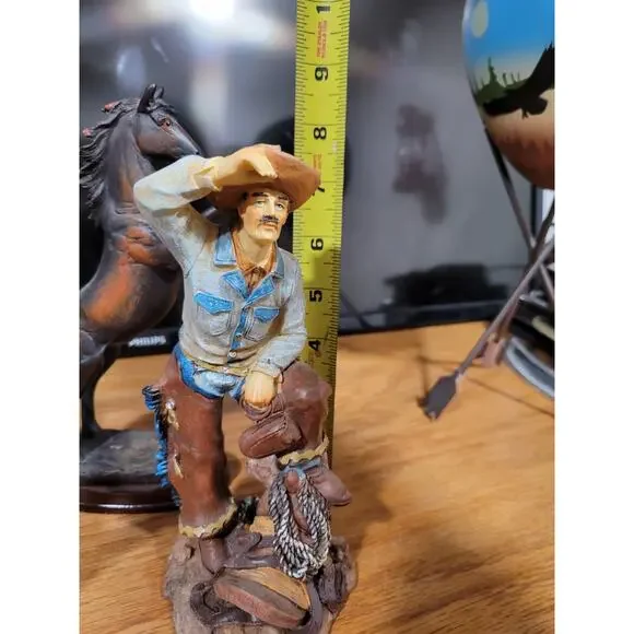 Southwest Theme Small resin Figures, horses, Cowboy 6 - Picture 13 of 16
